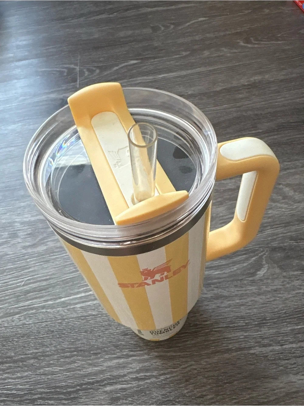 Stanley Yellow and White Striped Quencher Tumbler with Handle and Straw - Picture 2 of 6
